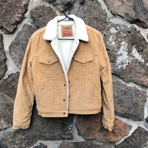 Levi's sherpa lined corduroy jacket